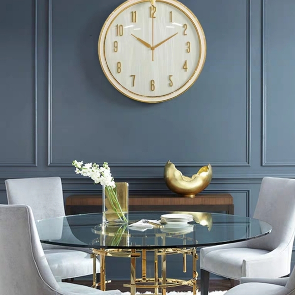 Tristen Yeast European luxury Deer Horn Clock - Picture 2 of 6